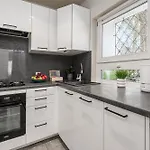 Lumina Cozy 3-room Near The Metro Station