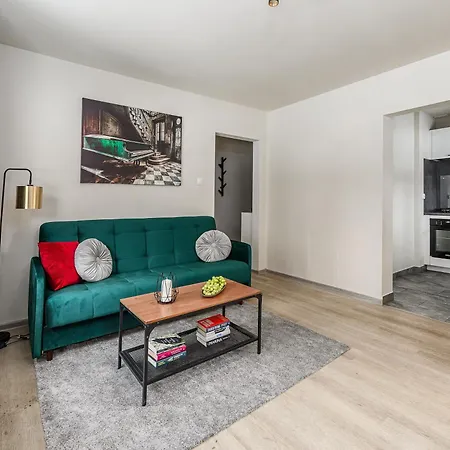 Lumina Cozy 3-room Near The Metro Station