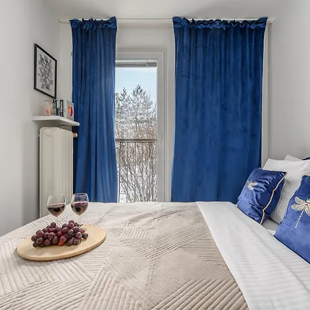 Appartement Lumina I Comfy 3-rooms Near The Metro I Balcony