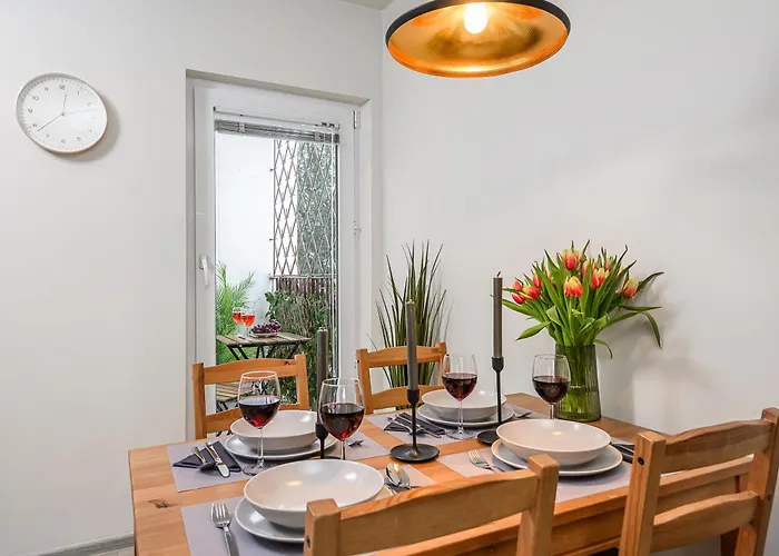 アパート Lumina Cozy 3-room Near The Metro Station