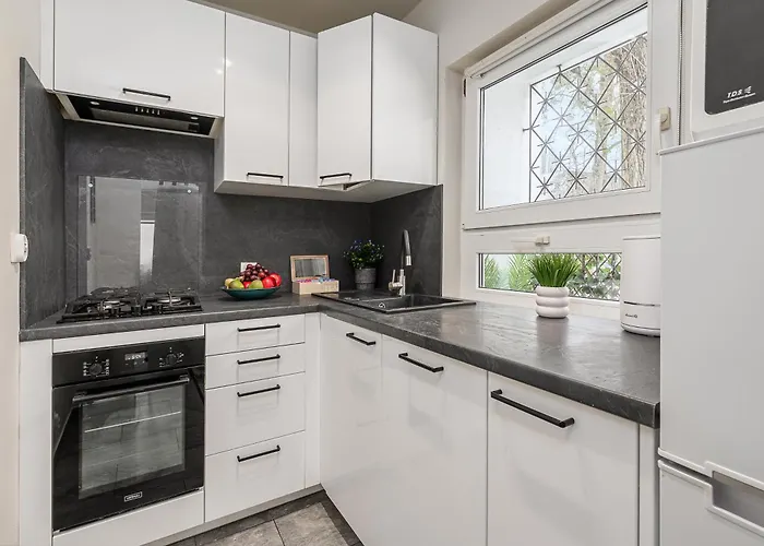 Lumina Cozy 3-room Near The Metro Station